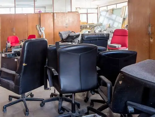 Leergeräumtes Büro nach der Geschäftsauflösung